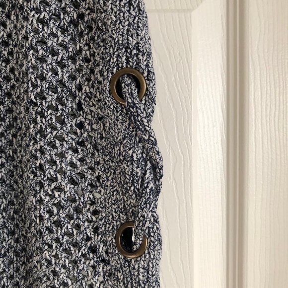 GUESS Vintage Sweater Vest - Picture 3 of 5